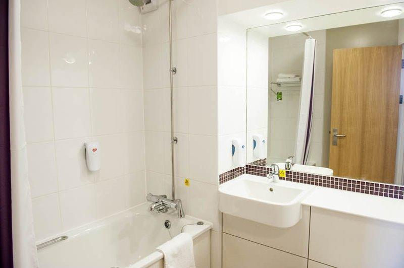 Hotel Premier Bedford Rd/a428